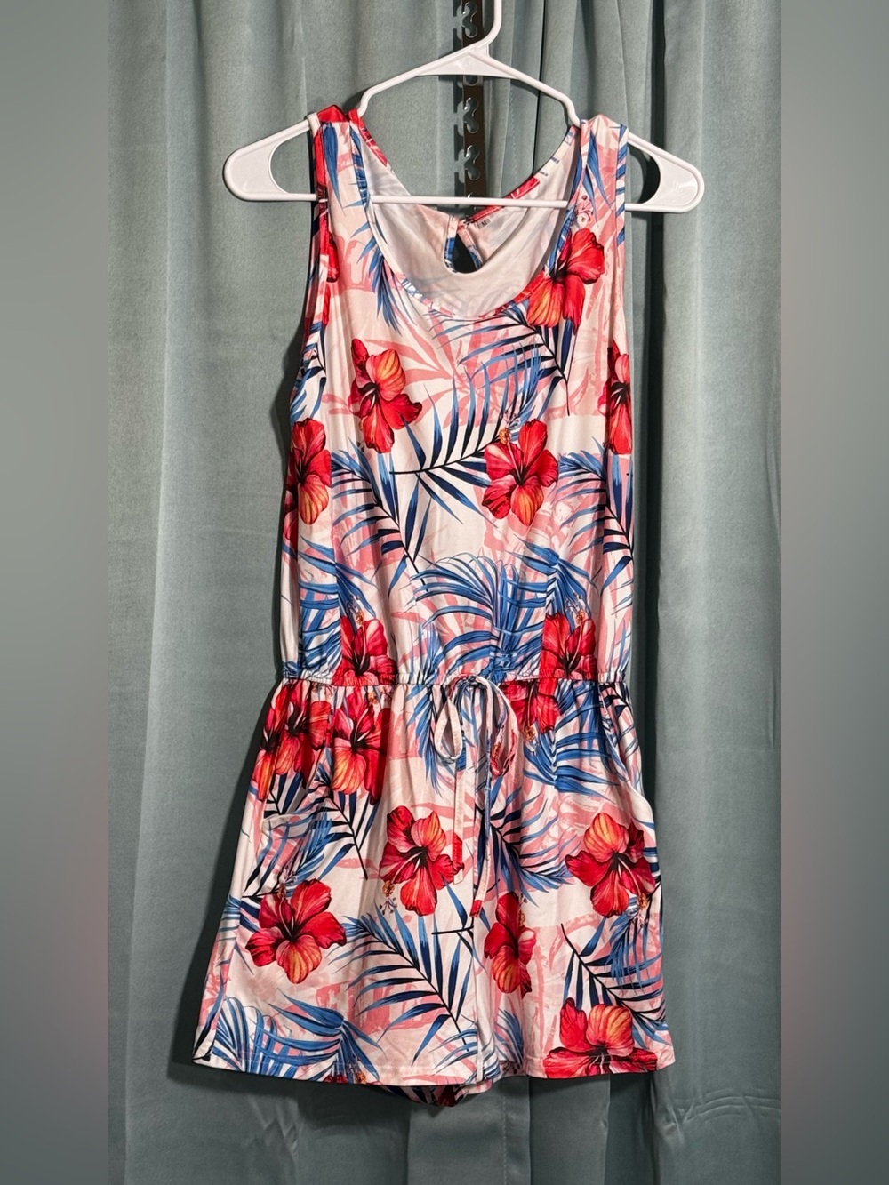 Tropical Floral Romper Women’s Size M Pink Blue Hibiscus Sleeveless